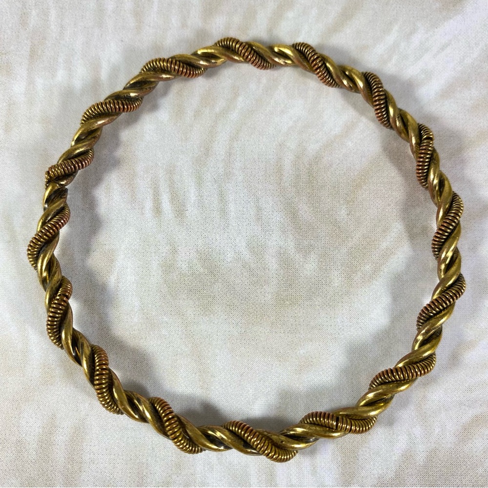 Vintage gold tone rope bangle stack bracelet